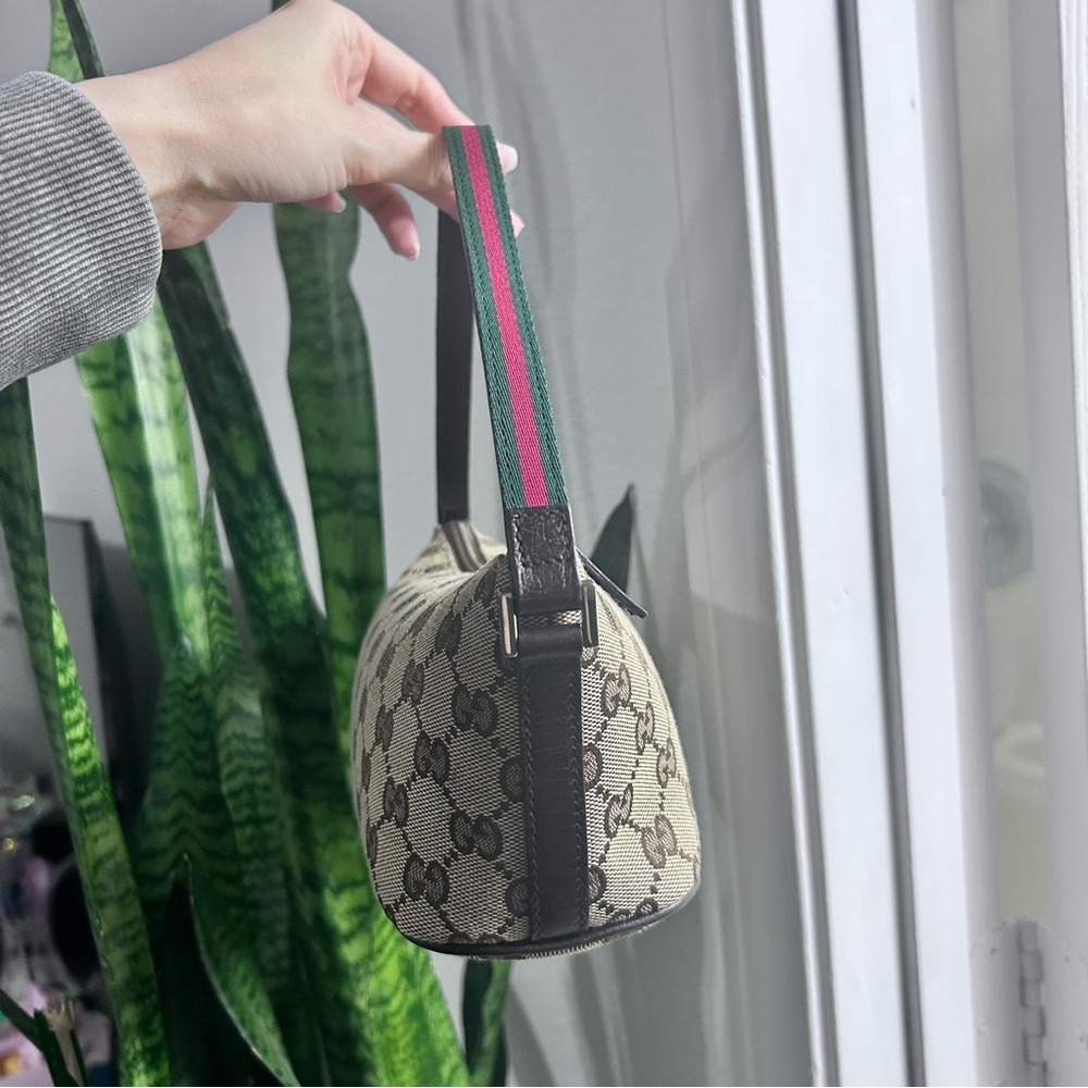 Gucci - Picture 2 of 11